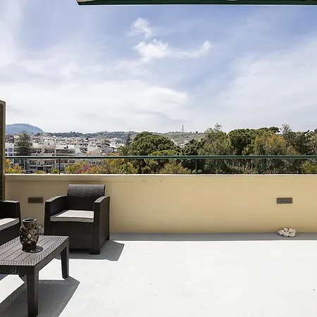 Renaissance Apartment, Feeling The Heartbeat Of Rethymno! Apartamento